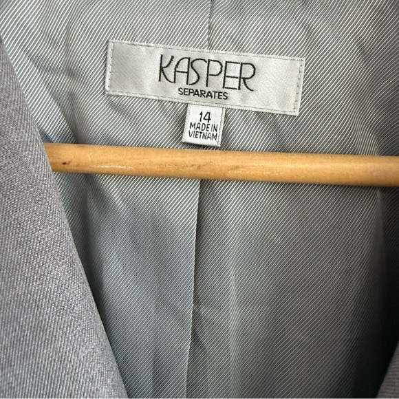 Kasper Blazer Size 14 EUC - Picture 4 of 6